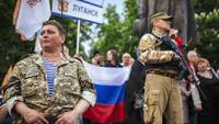 Продолжим перемирие? В Луганске террористы захватили завод и, как говорят, пытались сбить пассажирский самолет